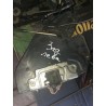 Замок задня ліва дверка мерседес w203 c220 c180 c270 2037300135