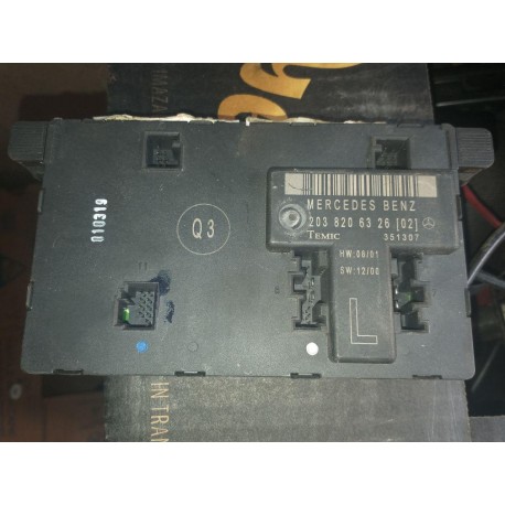 Блок комфорта передний левый Мерседес w203 c220 c180 c270 2038206326