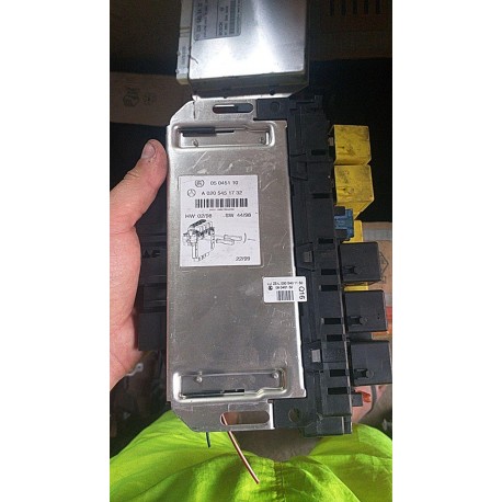 Блок sam запобіжників мерседес w220 s500 a0205451732